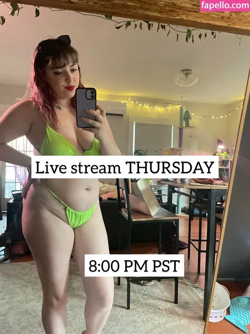 lilpinkalien Onlyfans Photo Gallery 