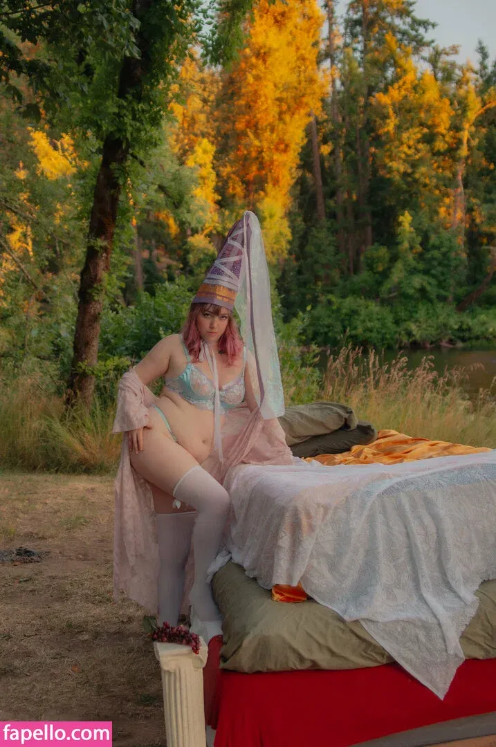 lilpinkalien Onlyfans Photo Gallery 