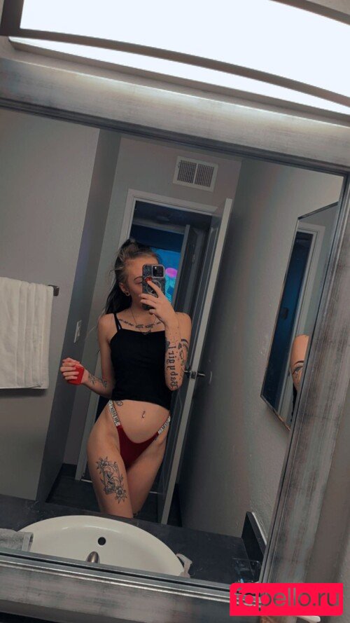 _li.si_ Onlyfans Photo Gallery 