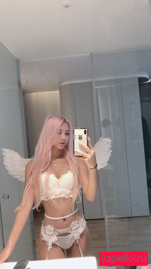 Vyvan Le Nude Onlyfans Photo 91