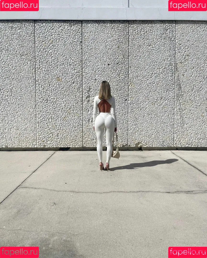 Casi Davis Onlyfans Photo Gallery 