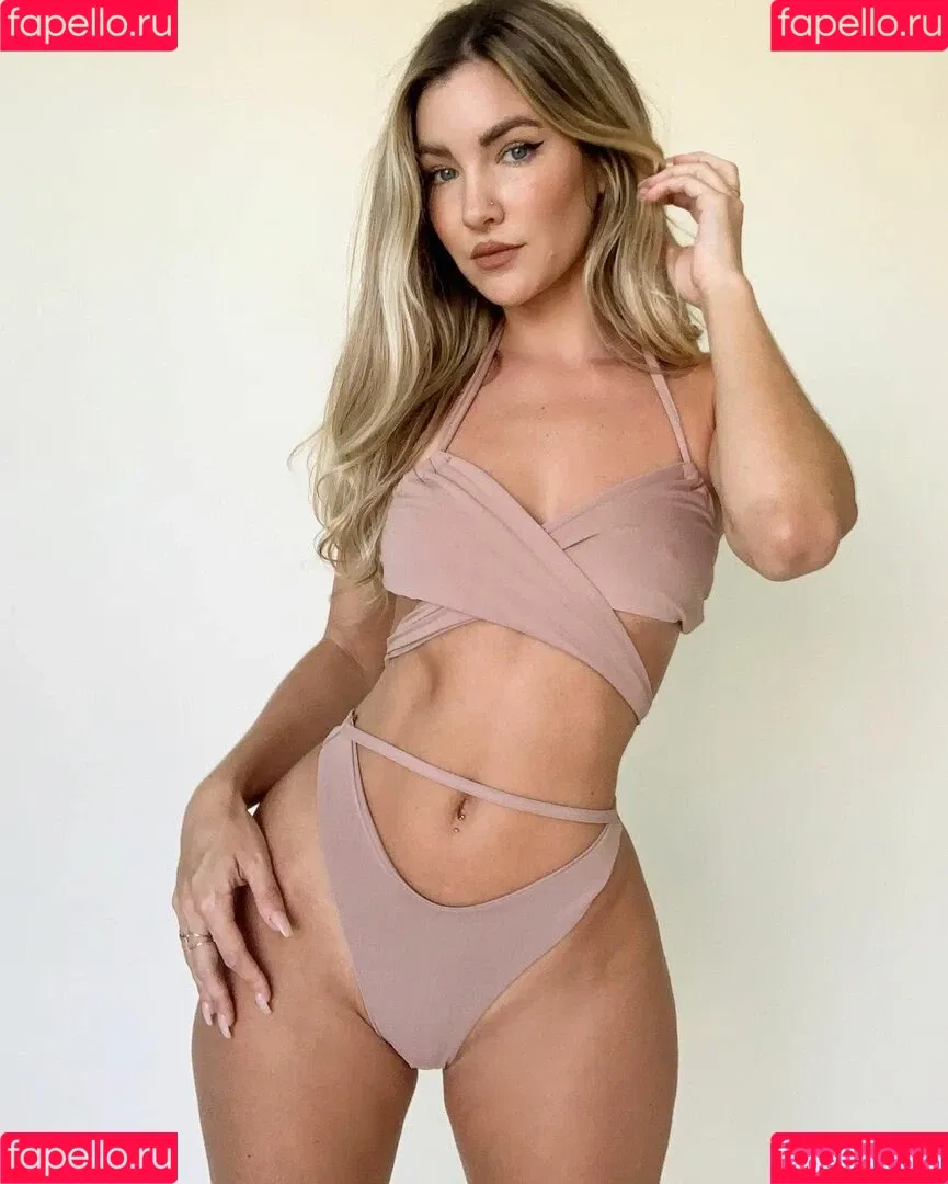 Casi Davis Onlyfans Photo Gallery 