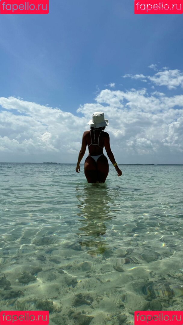 Casi Davis Onlyfans Photo Gallery 