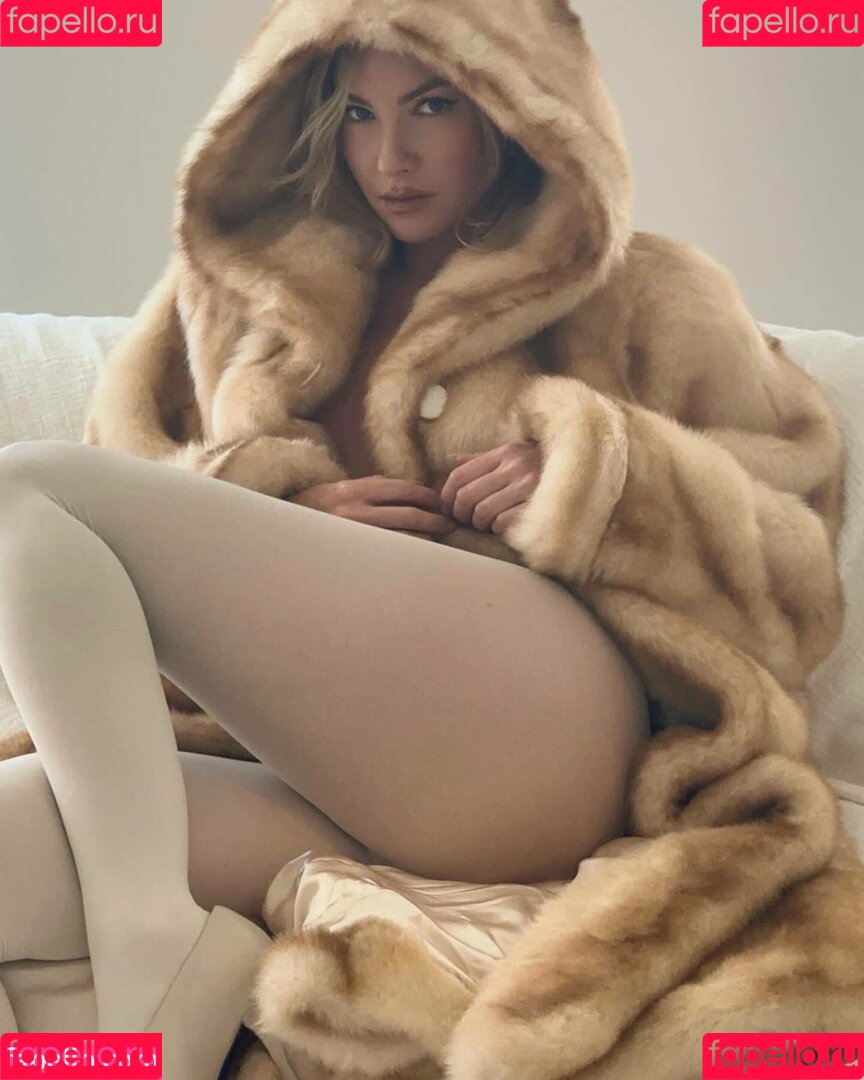 Casi Davis Onlyfans Photo Gallery 