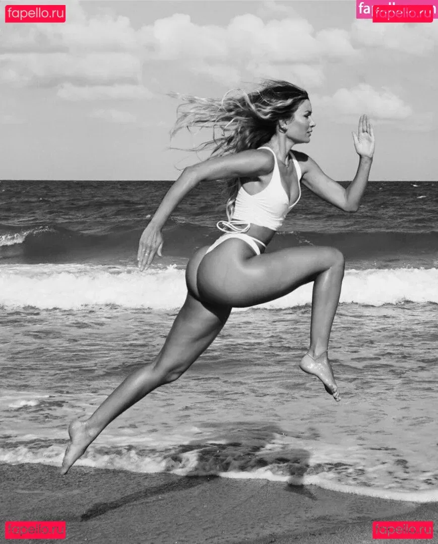 Casi Davis Onlyfans Photo Gallery 