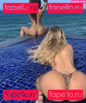 Casi Davis Onlyfans Photo Gallery 