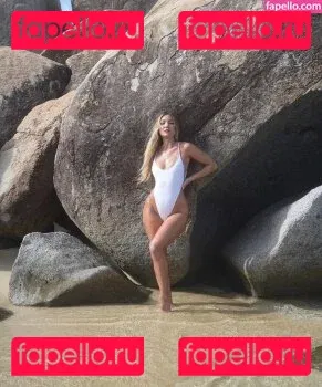 Casi Davis Onlyfans Photo Gallery 