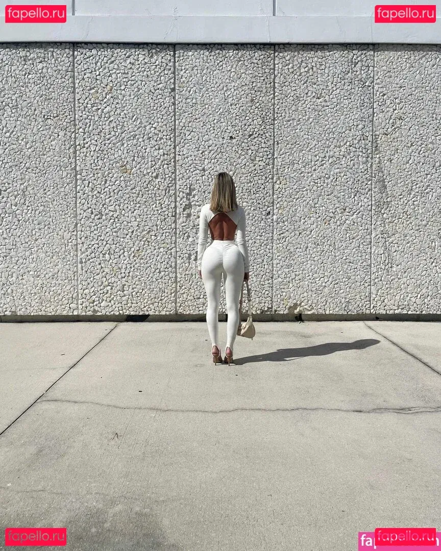 Casi Davis Onlyfans Photo Gallery 