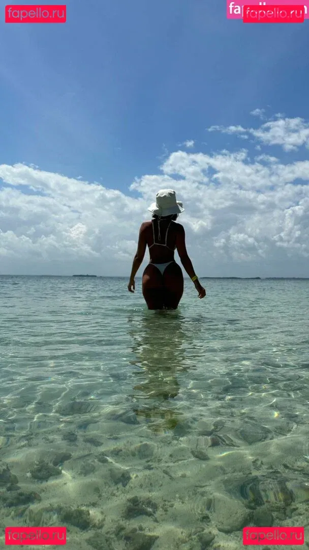 Casi Davis Onlyfans Photo Gallery 