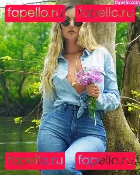 Casi Davis Onlyfans Photo Gallery 