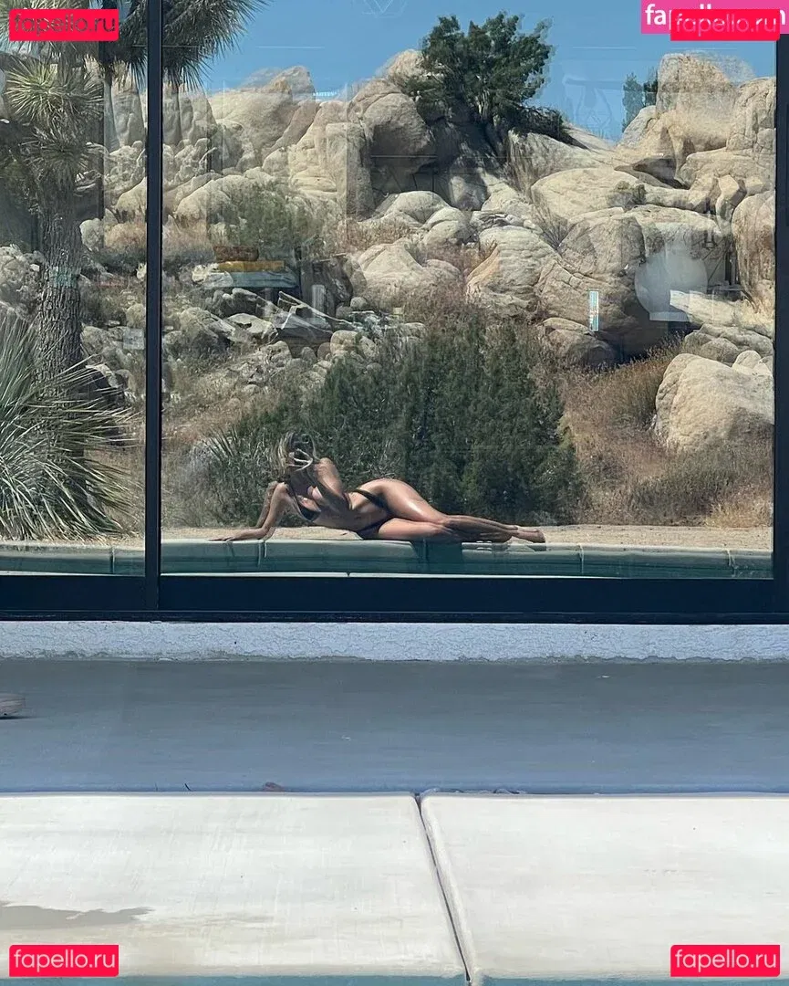 Casi Davis Onlyfans Photo Gallery 