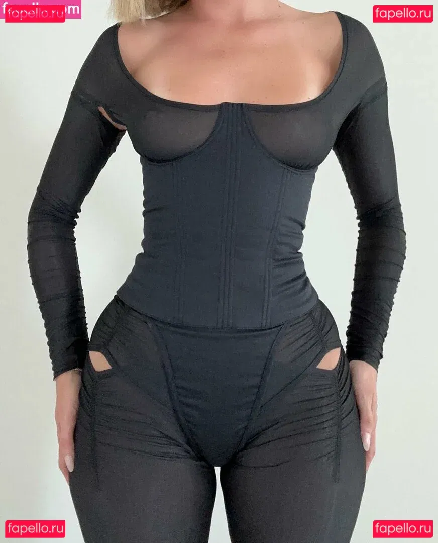 Casi Davis Onlyfans Photo Gallery 