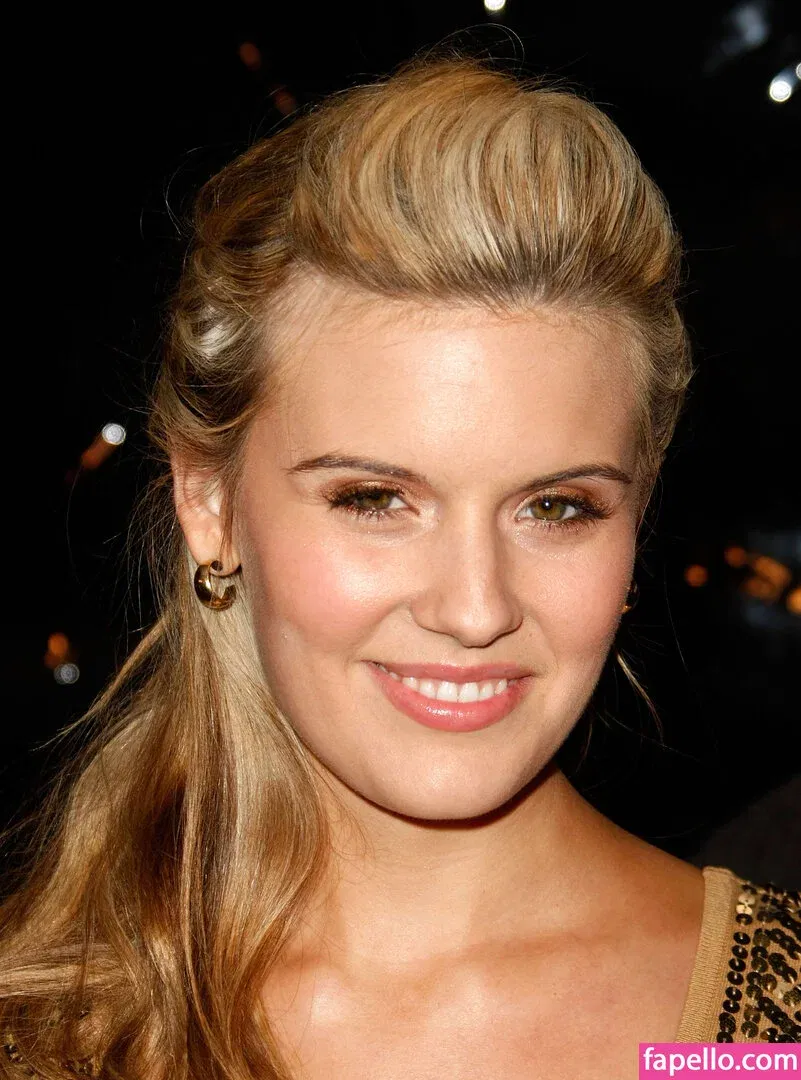 Maggie Grace Onlyfans Photo Gallery 