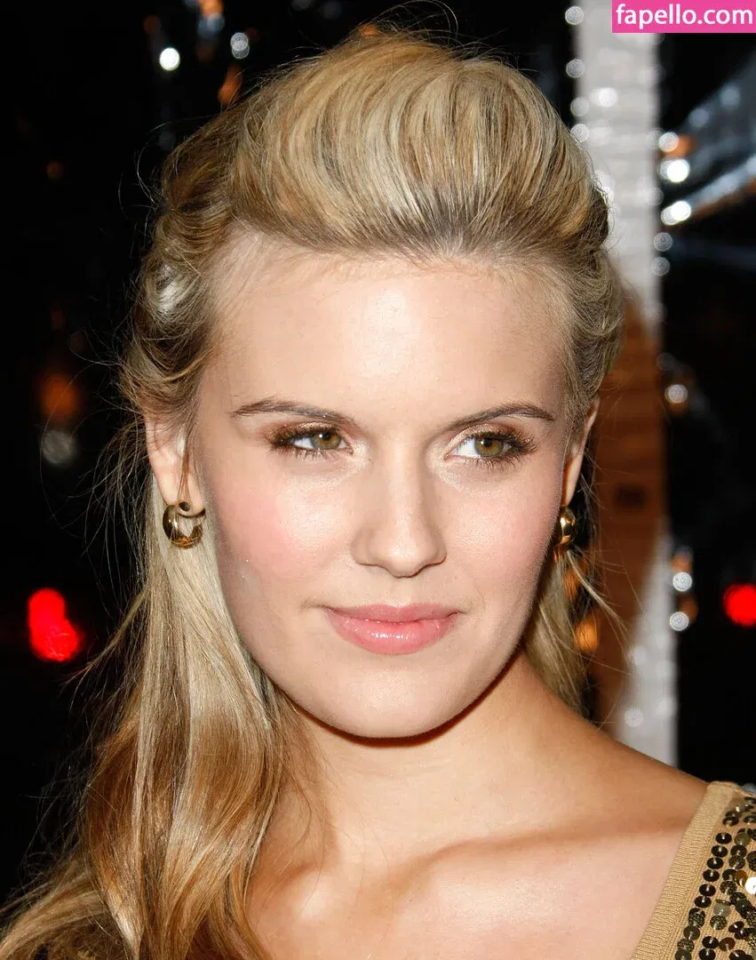 Maggie Grace Onlyfans Photo Gallery 