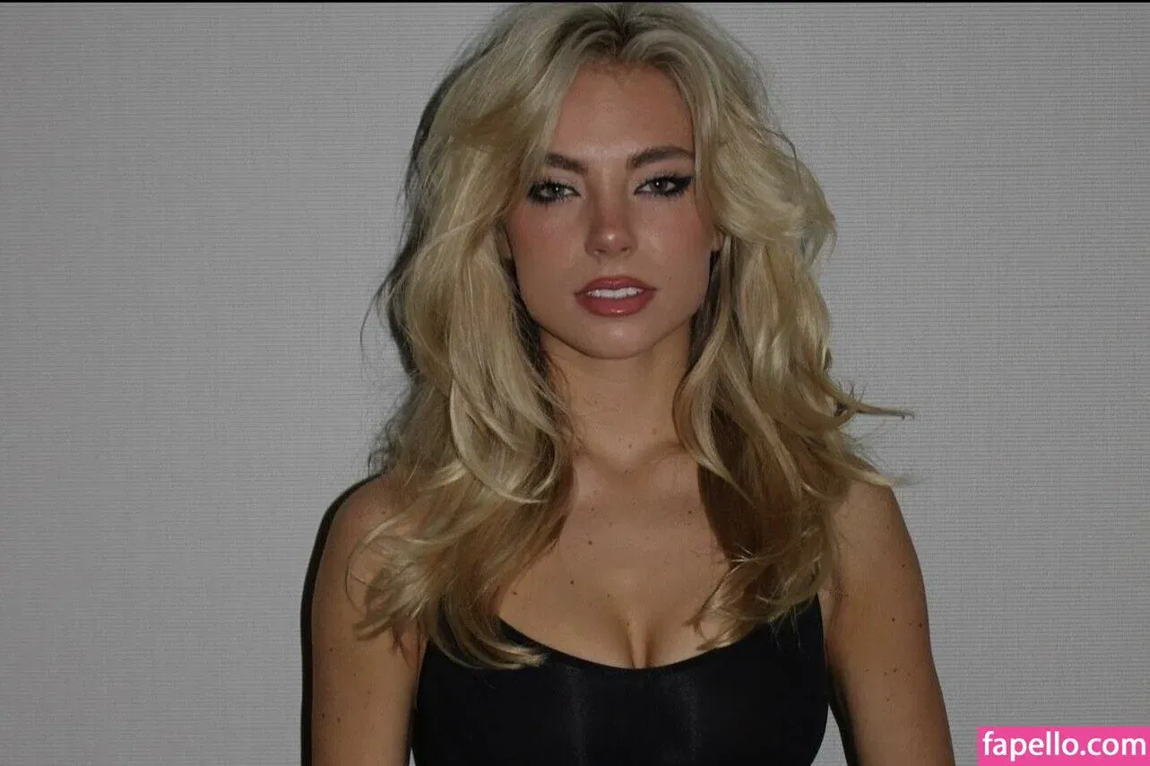 Maggie Grace Onlyfans Photo Gallery 