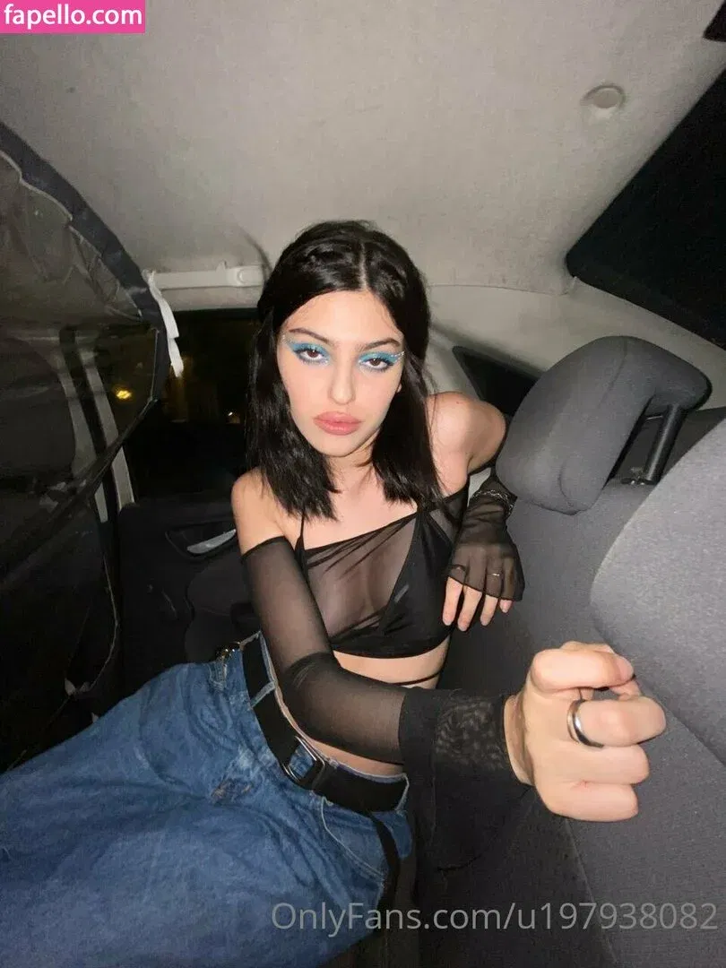 desire.bunny Onlyfans Photo Gallery 