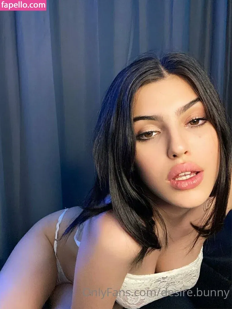 desire.bunny Onlyfans Photo Gallery 