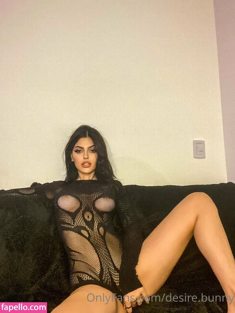 desire.bunny Onlyfans Photo Gallery 