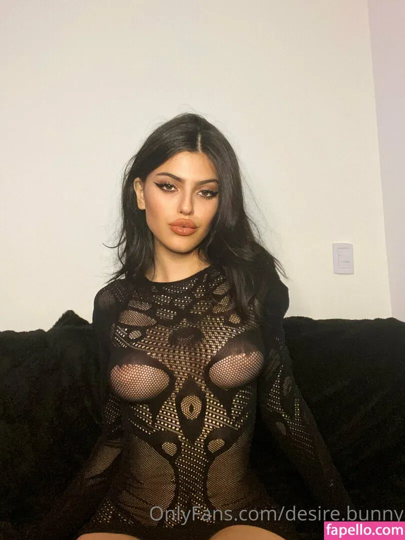 desire.bunny Onlyfans Photo Gallery 