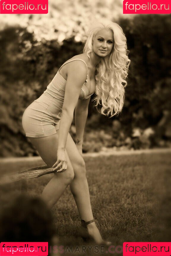 Maryse WWE Onlyfans Photo Gallery 