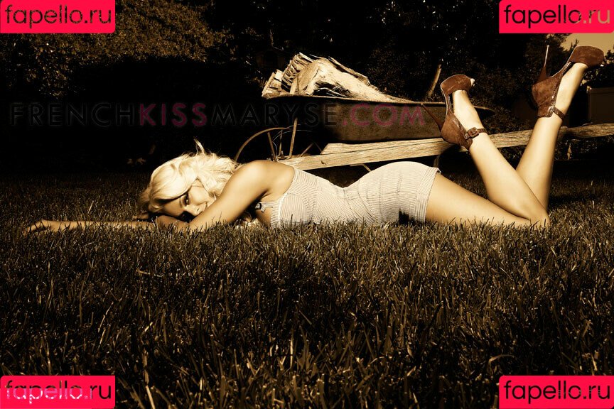 Maryse WWE Onlyfans Photo Gallery 