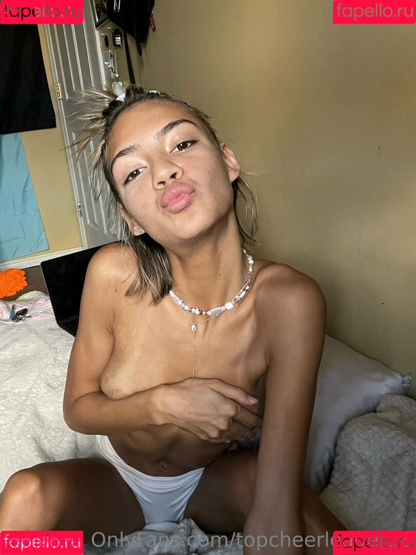 topcheerleader18 Onlyfans Photo Gallery 