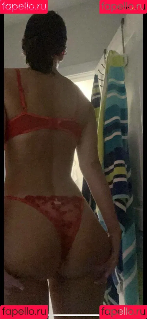 Aspen Reed Onlyfans Photo Gallery 