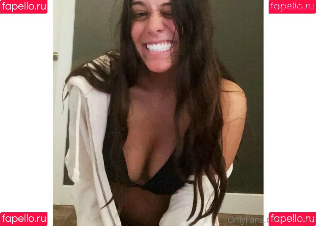 Aspen Reed Onlyfans Photo Gallery 