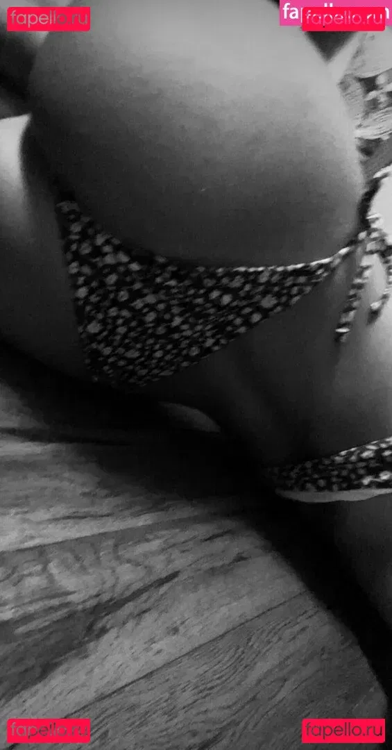 Aspen Reed Onlyfans Photo Gallery 