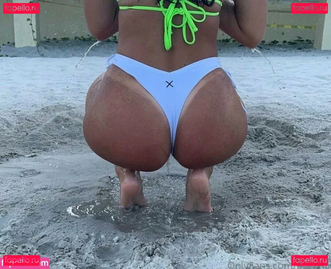 Aspen Reed Onlyfans Photo Gallery 