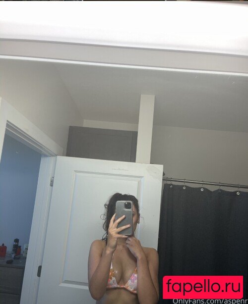 Aspen Reed Onlyfans Photo Gallery 