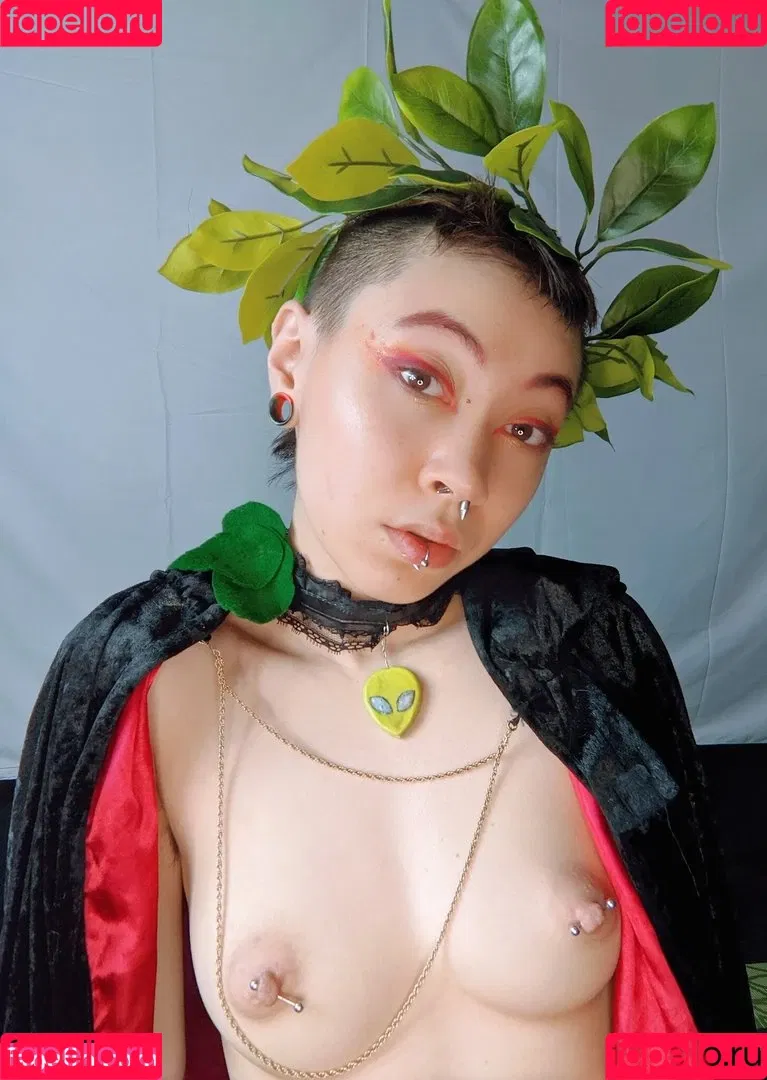emberetsuko Onlyfans Photo Gallery 