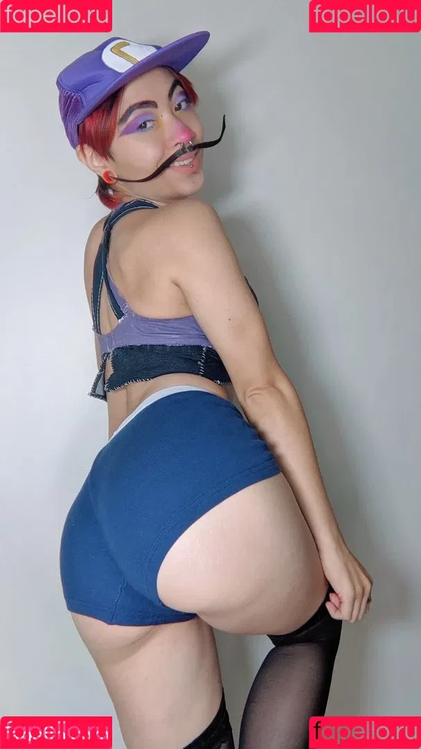 emberetsuko Onlyfans Photo Gallery 