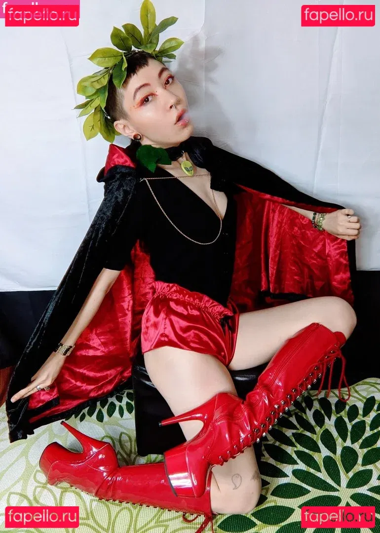 emberetsuko Onlyfans Photo Gallery 