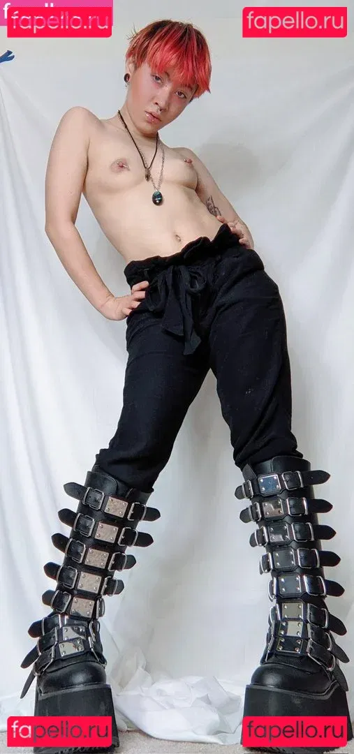 emberetsuko Onlyfans Photo Gallery 