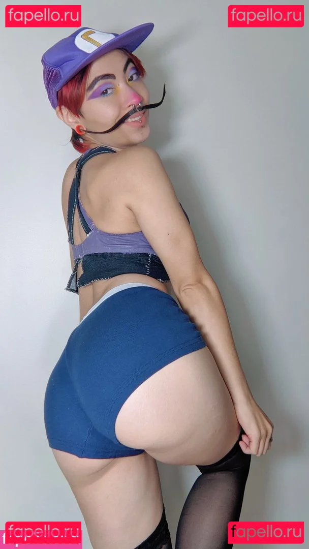 emberetsuko Onlyfans Photo Gallery 