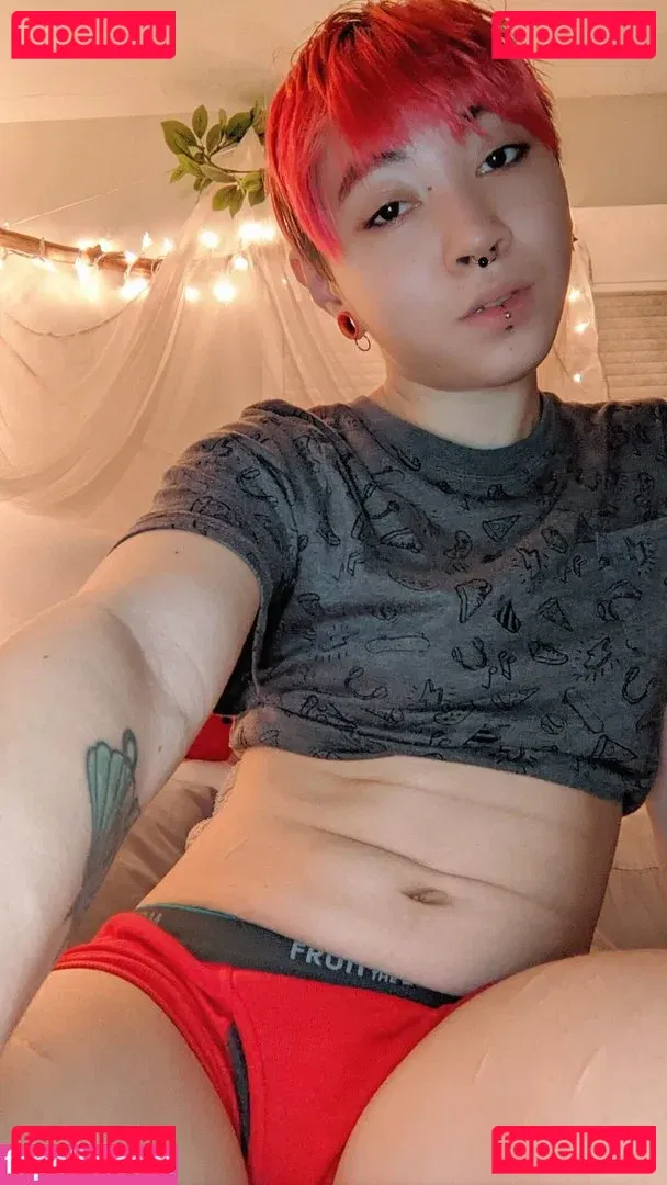 emberetsuko Onlyfans Photo Gallery 