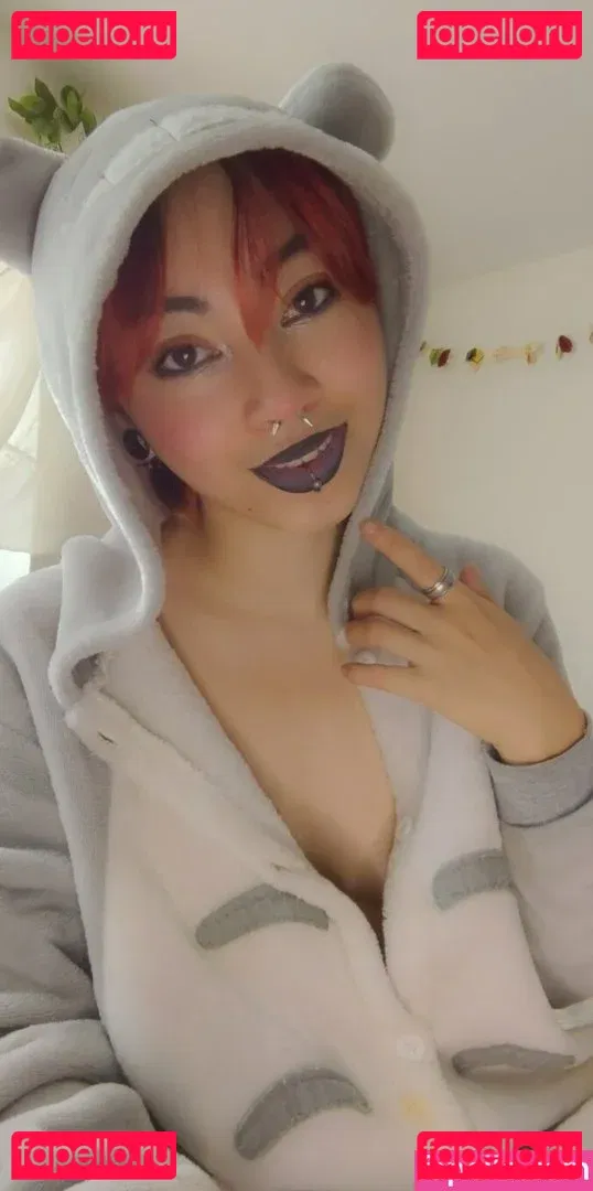 emberetsuko Onlyfans Photo Gallery 