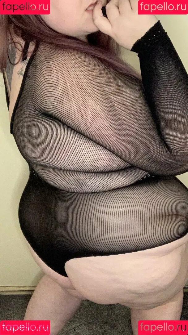obeymisselle Onlyfans Photo Gallery 