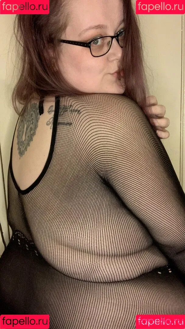 obeymisselle Onlyfans Photo Gallery 