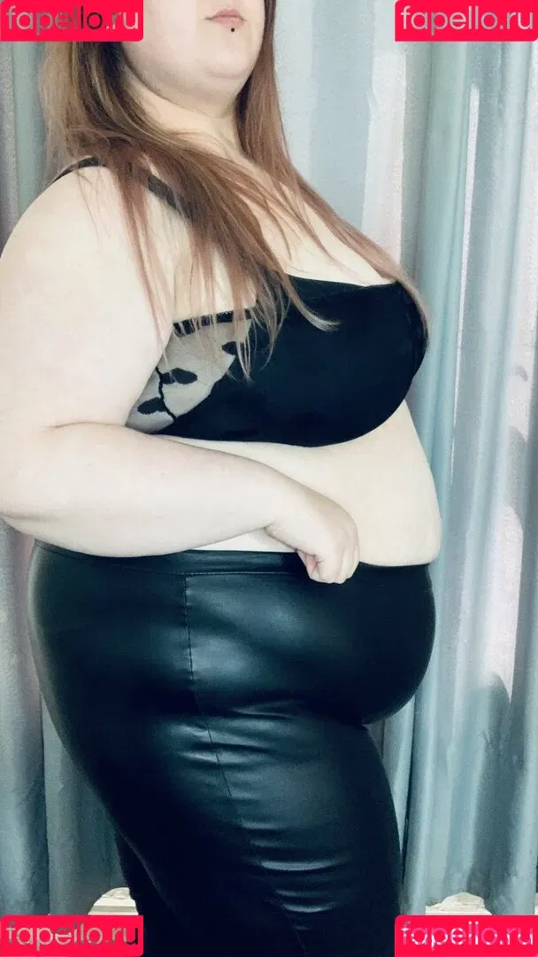 obeymisselle Onlyfans Photo Gallery 