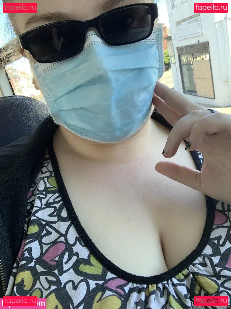 obeymisselle Onlyfans Photo Gallery 