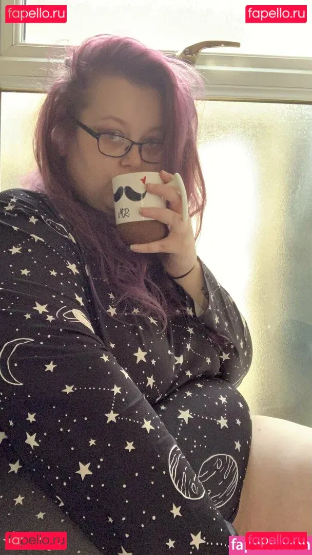 obeymisselle Onlyfans Photo Gallery 