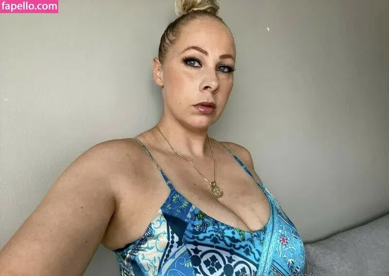 Gianna Michaels Onlyfans Photo Gallery 