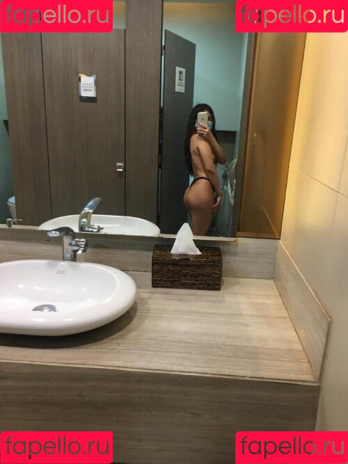 TinyAsianDoll18 Onlyfans Photo Gallery 