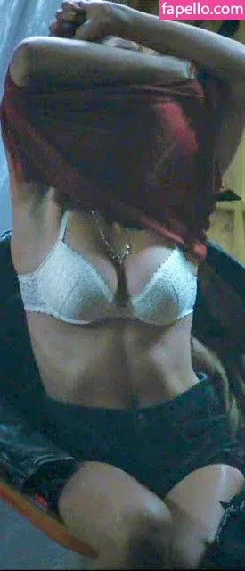 Lucie Bourdeu Onlyfans Photo Gallery 