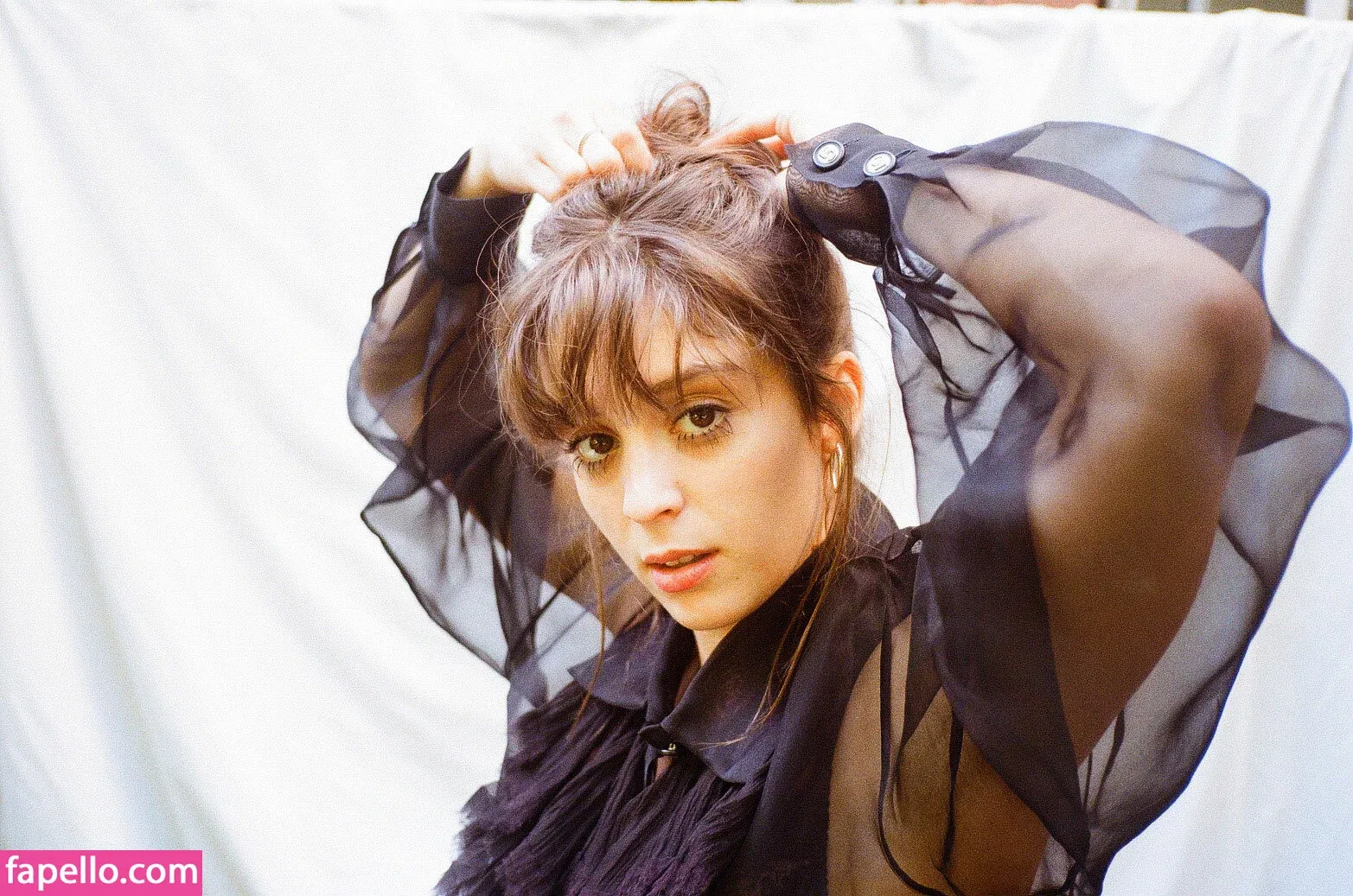 Lucie Bourdeu Onlyfans Photo Gallery 