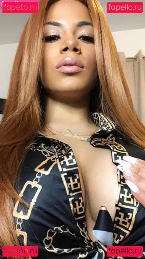 Strella Katt Onlyfans Photo Gallery 