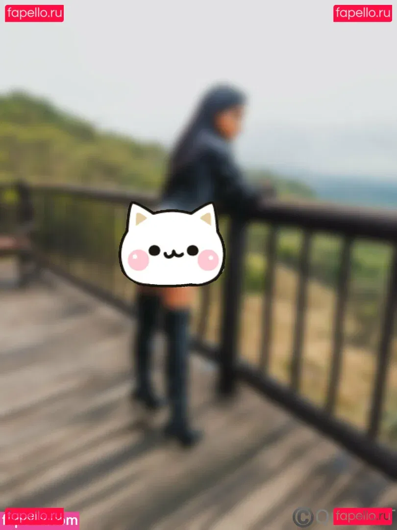 thequeentrish Onlyfans Photo Gallery 