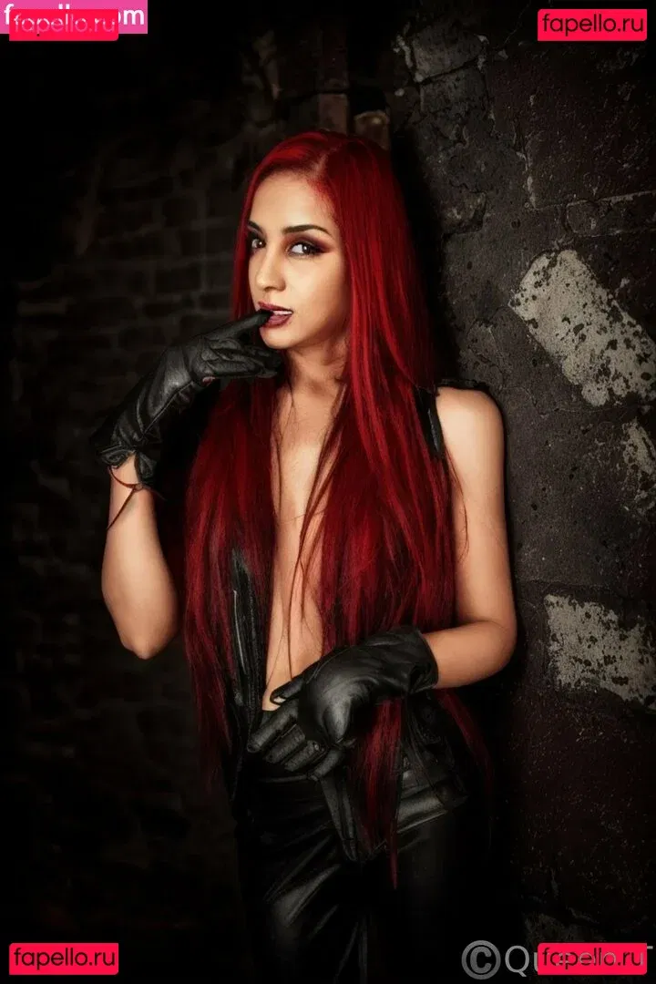 thequeentrish Onlyfans Photo Gallery 